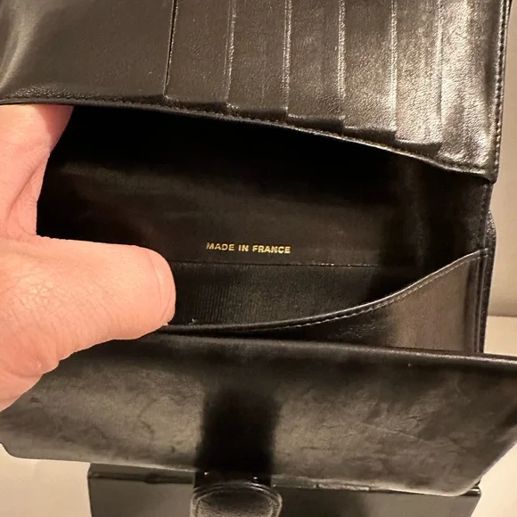 Sold for less @instagram - Picture 2 of 7